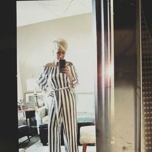 Meet your Posher, Simone